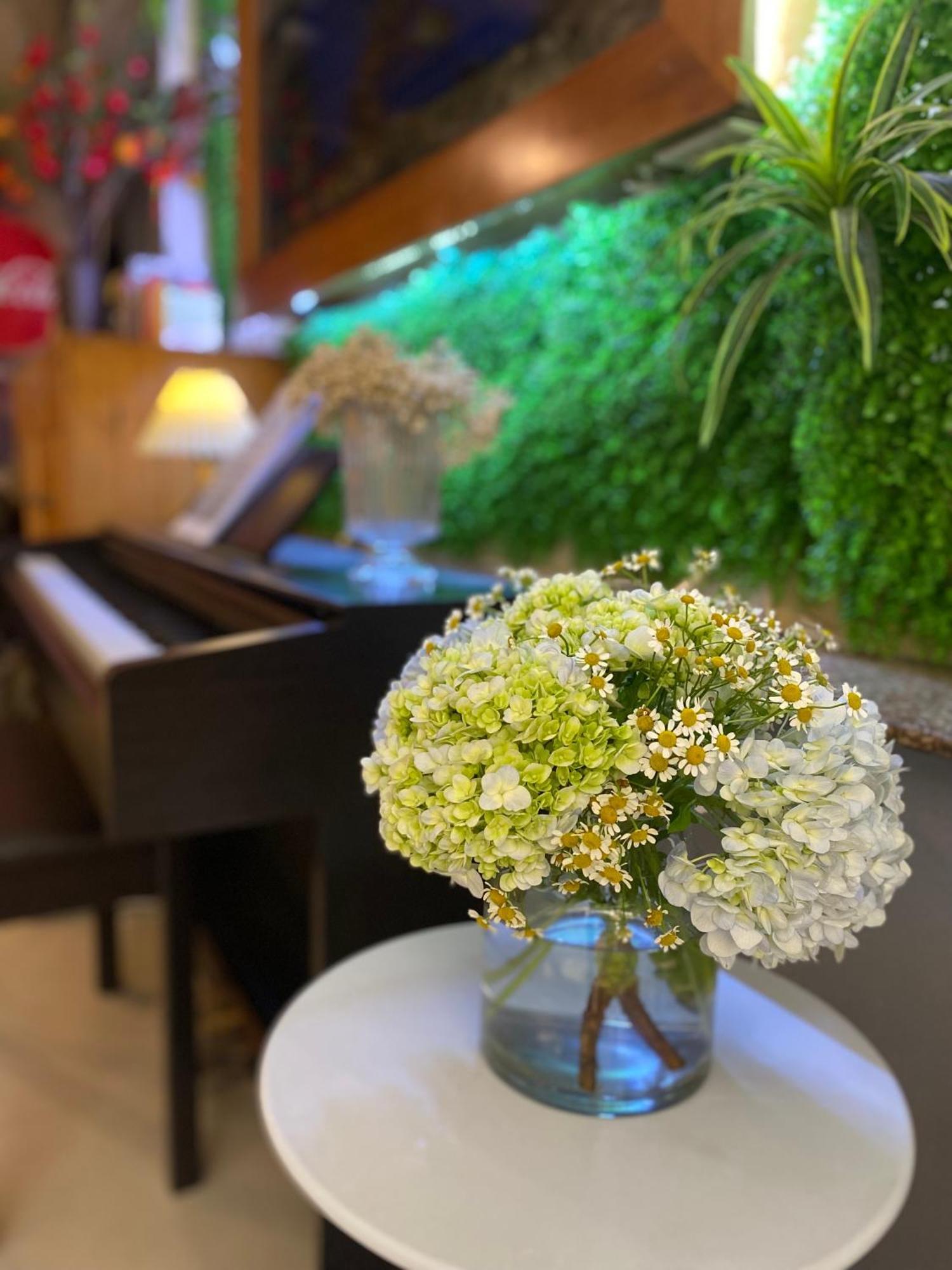Violet Star Hotel And Spa Ho Şi Min Dış mekan fotoğraf